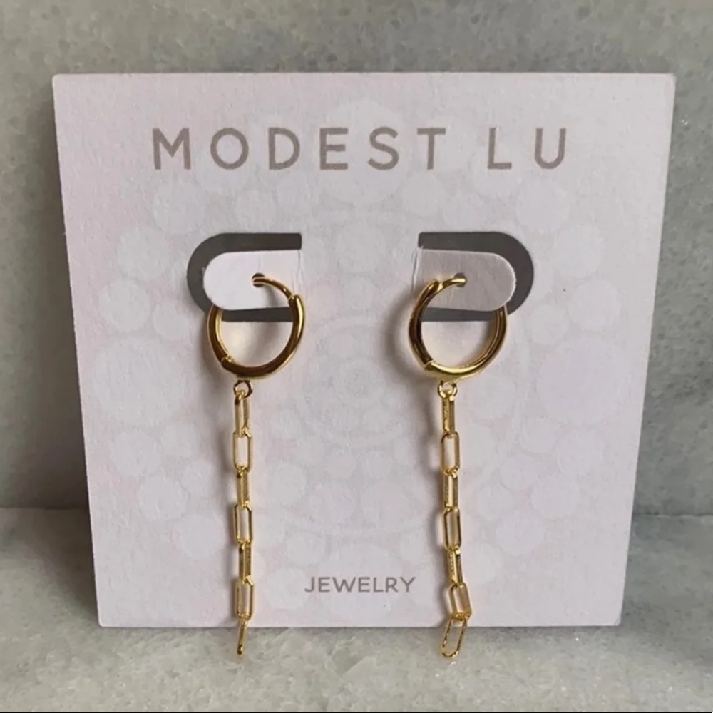 18K Gold Huggie Hoop Chain Earrings